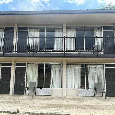 Kings Inn Valliant Екстер'єр фото