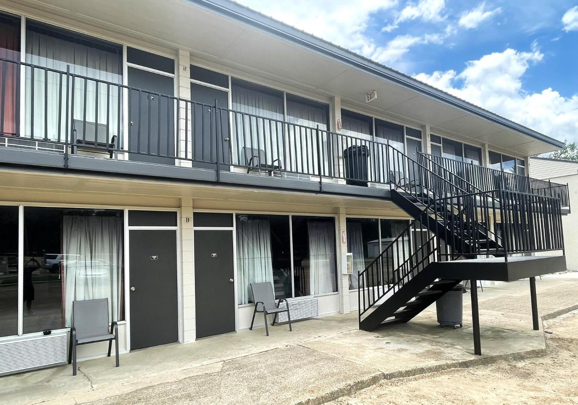 Kings Inn Valliant Екстер'єр фото